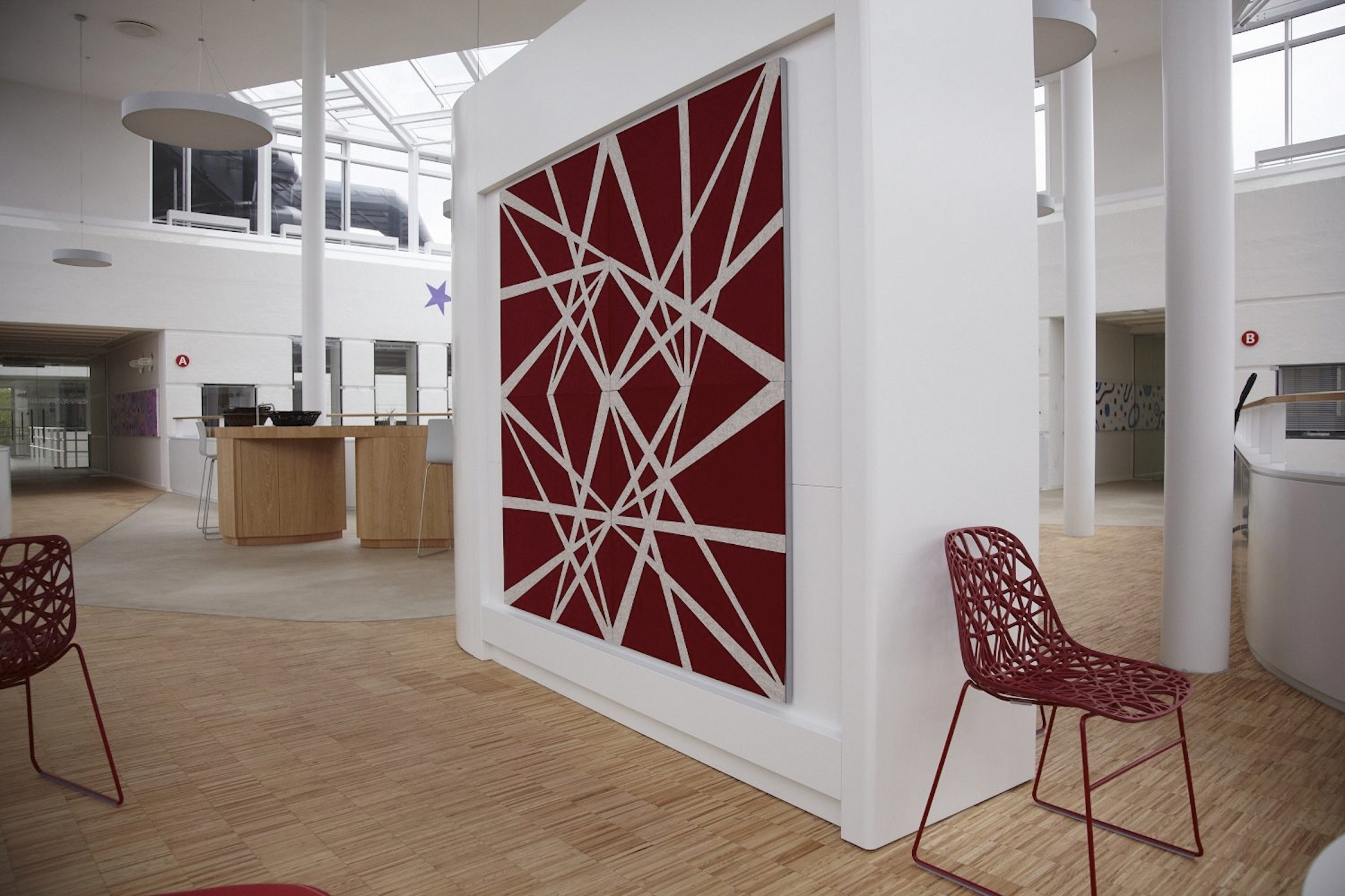 Twister akustikmoduler i filt hos Tryg (2)